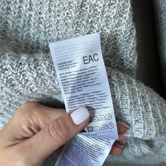 ASOS V-neck ribbed sweater size XS - Picture 6 of 8